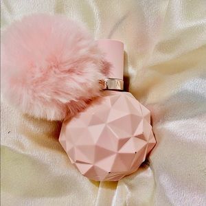 Ariana grande “sweet like candy” Fragrance 1 fl oz